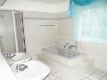 Badezimmer.jpg Oase f�r gestresste Gro�st�dter