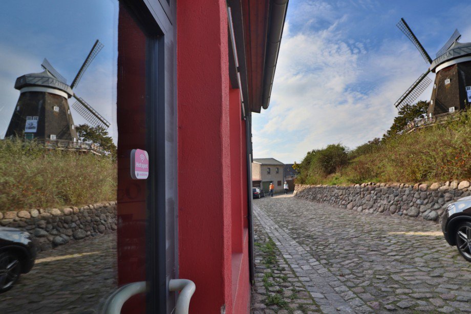 Eingang an der M�hle Mehrfamilienhaus R�bel/M�ritz