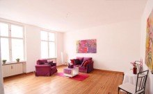 Wohnzimmer ca. 23 m� Singlewohnung zum Sofortbezug *** Kreuzberger Kiezlage - nur 400 Meter vom Viktoriapark entfernt!