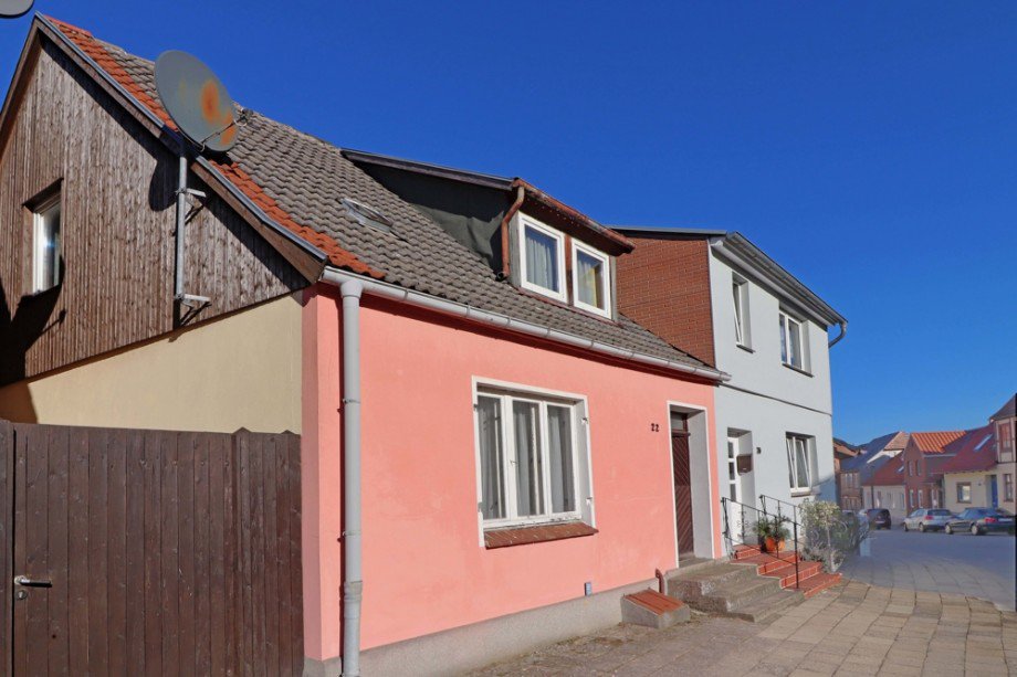 Stra�enansicht Reihenhaus Plau am See