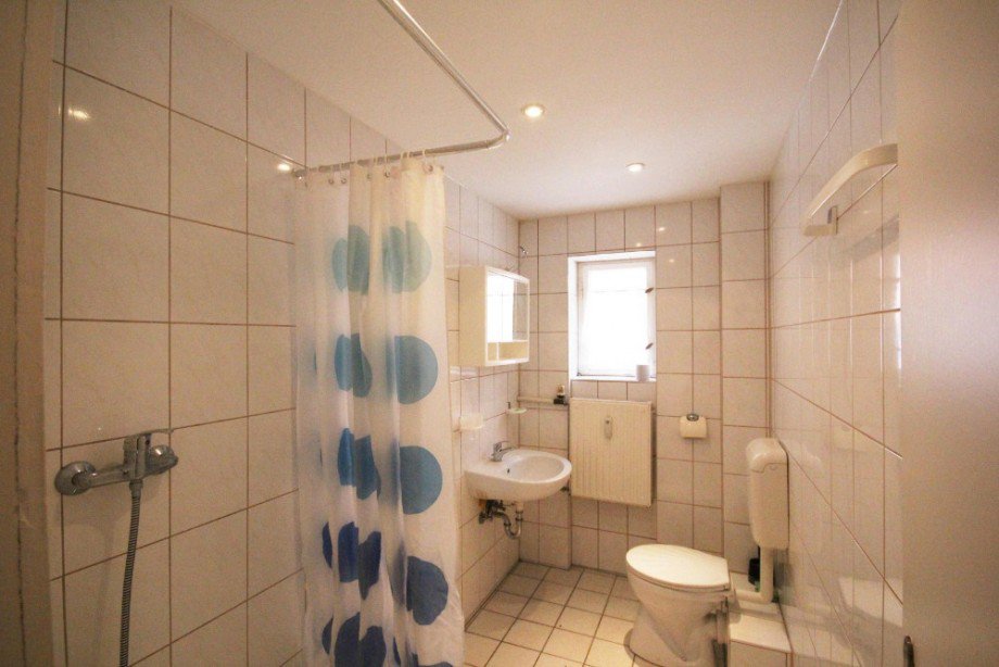 WE Gartengeschoss : Bad Mehrfamilienhaus Berlin