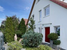 Vorgarten GROSSZ�GIGKEIT TRIFFT AUF IDYLLE: viel Platz auf 200 m� ++ 3 Etagen ++ gro�er Garten ++ am Stadtpark
