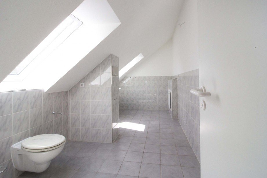 gro�es WC Maisonettewohnung Berlin