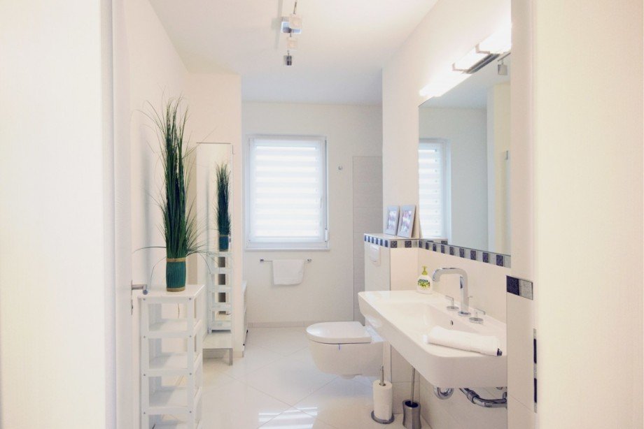 WE 2 Badezimmer Mehrfamilienhaus Sch�nefeld