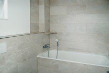 Wannenbad Viel Platz auf 2 Etagen f�r die gro�e Familie im 2-Familienhaus **teilgewerbliche Nutzung m�glich**
