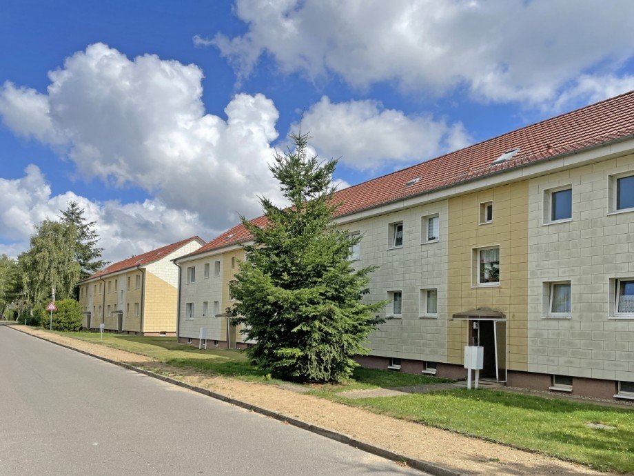 Geb�udeansicht Mehrfamilienhaus Ankershagen Bocksee