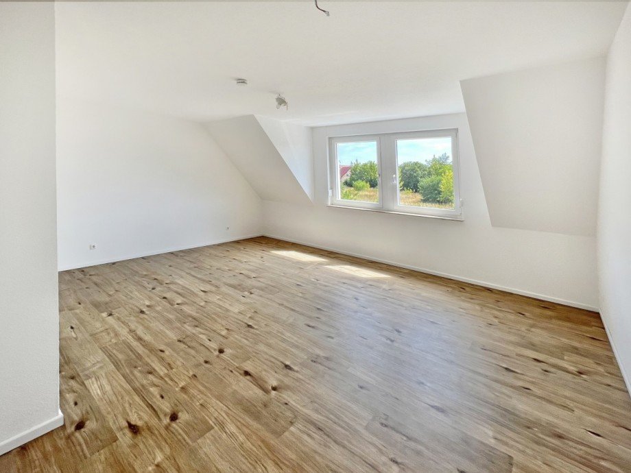 Schlafzimmer 1 Doppelhaush�lfte Potsdam / Golm