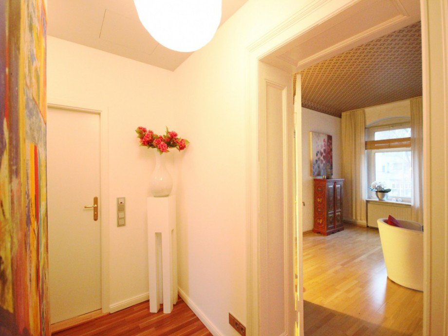 Blick ins Wohnzimmer Etagenwohnung Berlin Pankow