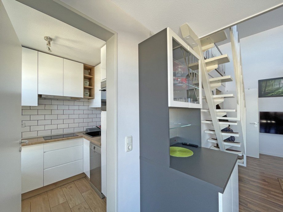 Blick zur K�che Etagenwohnung Sch�nefeld