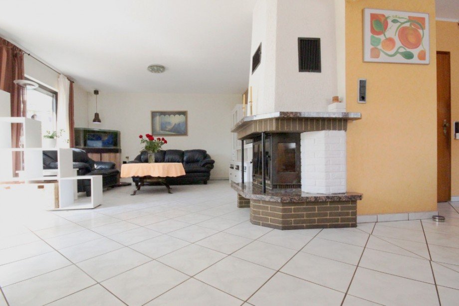 50 m� Wohn-Essbereich mit Kamin Einfamilienhaus Berlin / Lichtenrade