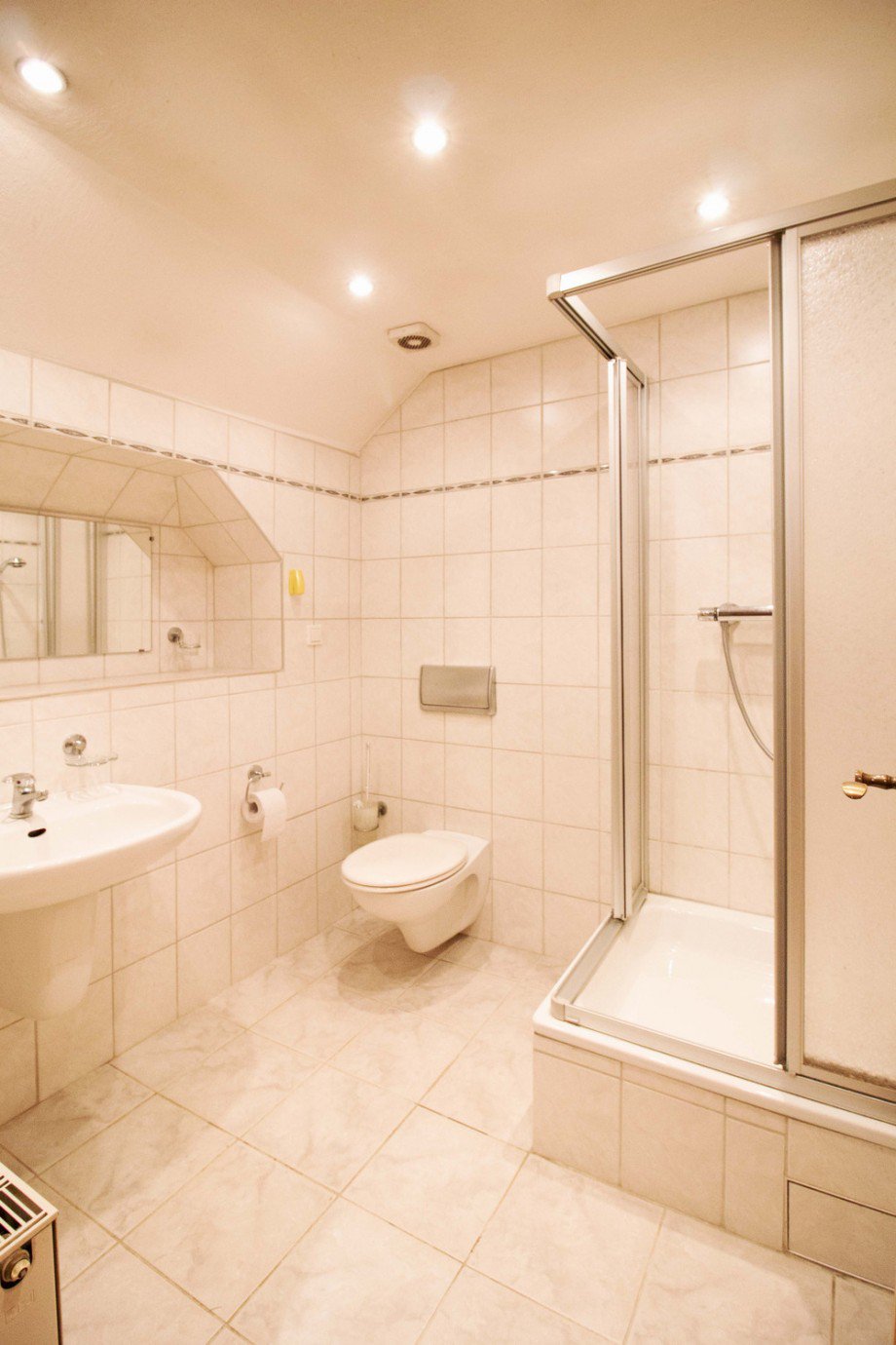 Dachgeschoss Bad Einfamilienhaus Sch�nefeld