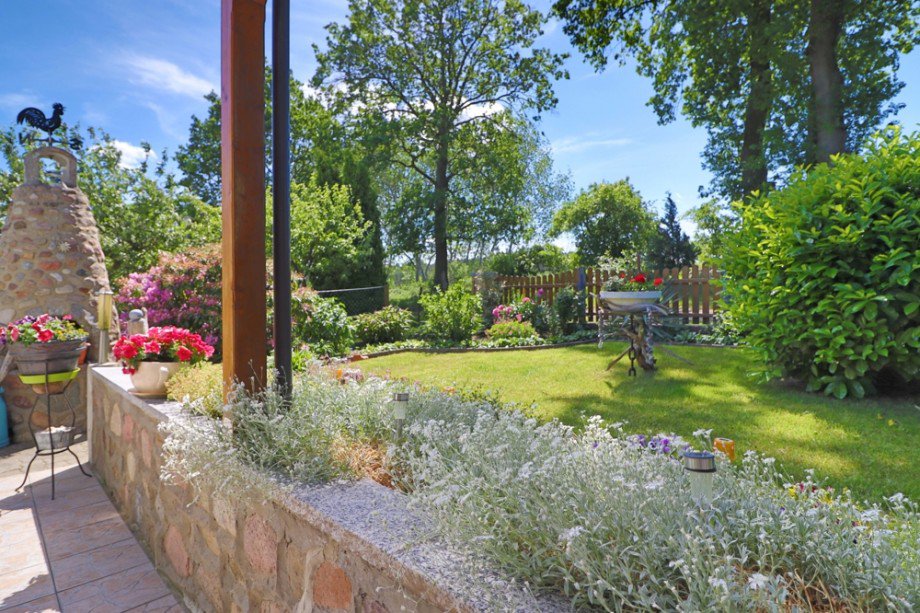 Gartenoase zum Verlieben Ferienhaus F�nfseen / Petersdorf