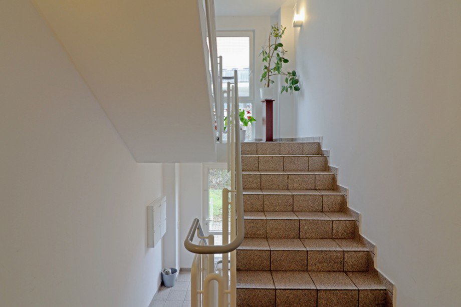 Treppenhaus Maisonettewohnung Sch�nefeld