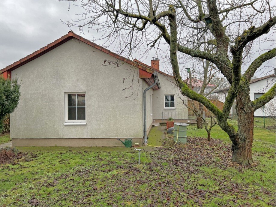 Giebelseite Bungalow Strausberg