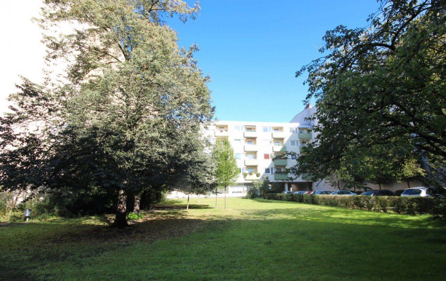 mit weitl�ufigen Garten- und Gr�nfl�chen Etagenwohnung Berlin Mitte