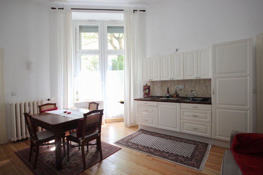 K�che und Essplatz Erdgeschosswohnung Berlin