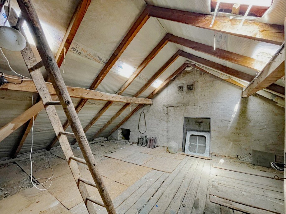 Dachraum unausgebaut Doppelhaush�lfte Gro� Kelle