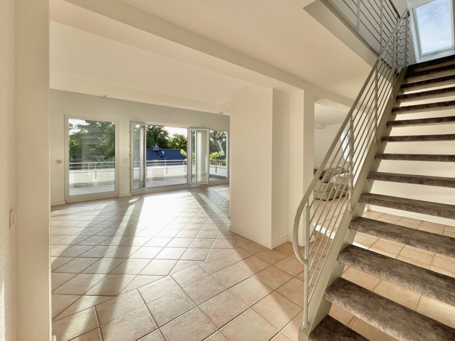 gro�er Wohnbereich ... Maisonettewohnung Berlin