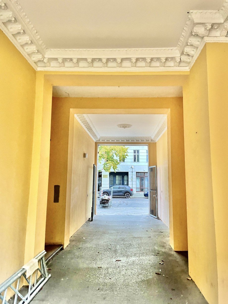 Hofeingang Dachgeschosswohnung Berlin
