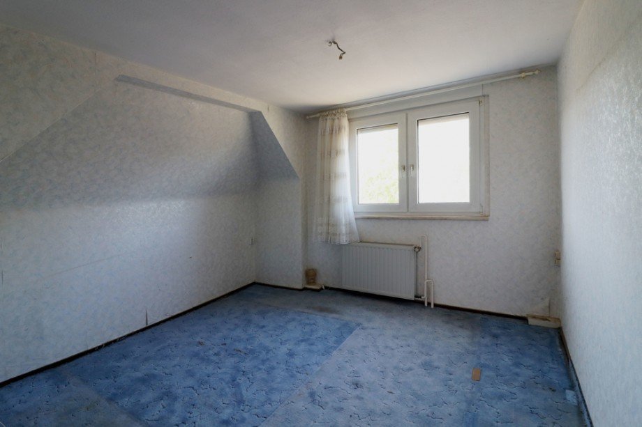 Schlafzimmer DG Einfamilienhaus Sch�nefeld