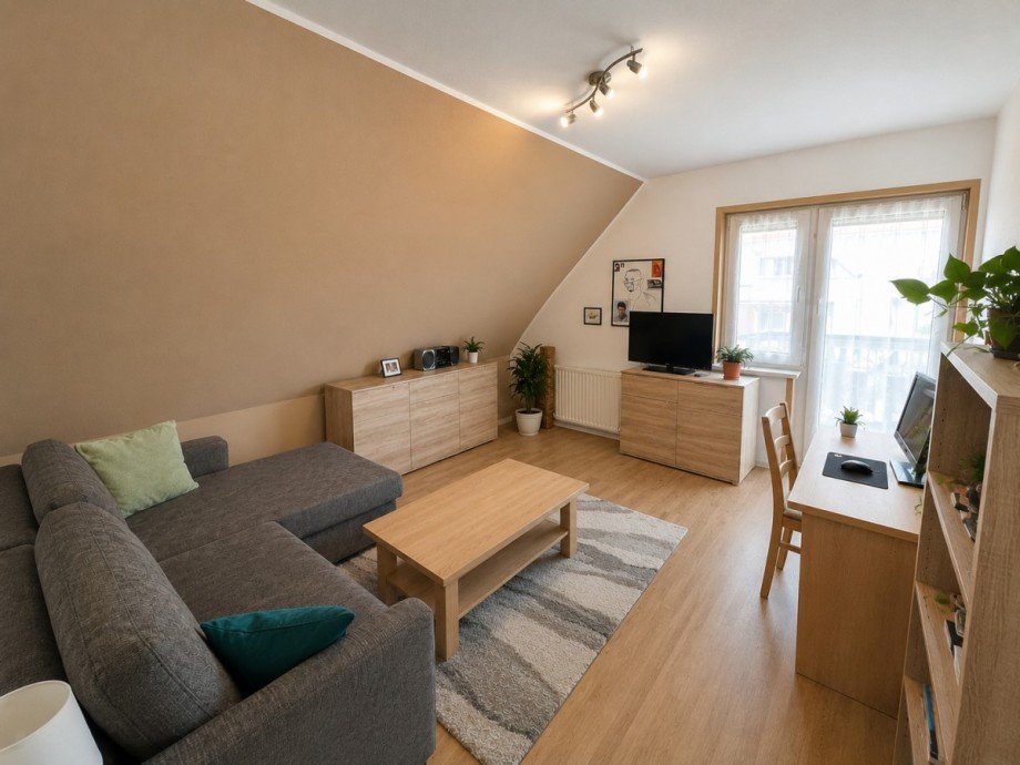 Zimmer 2 Dachgeschoss Einfamilienhaus Sch�nefeld
