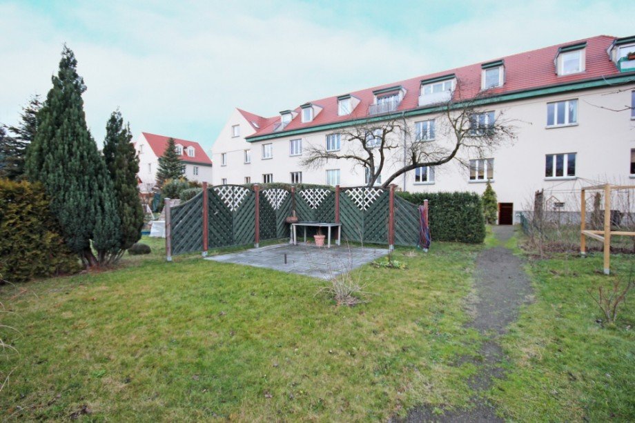 kleiner Garten mit Terrasse Etagenwohnung Berlin Treptow-K�penick
