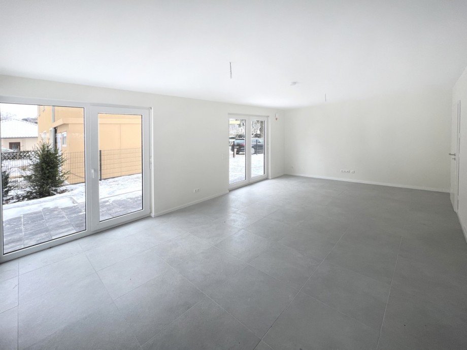 Wohnzimmer mit Terrasse Einfamilienhaus Zeuthen