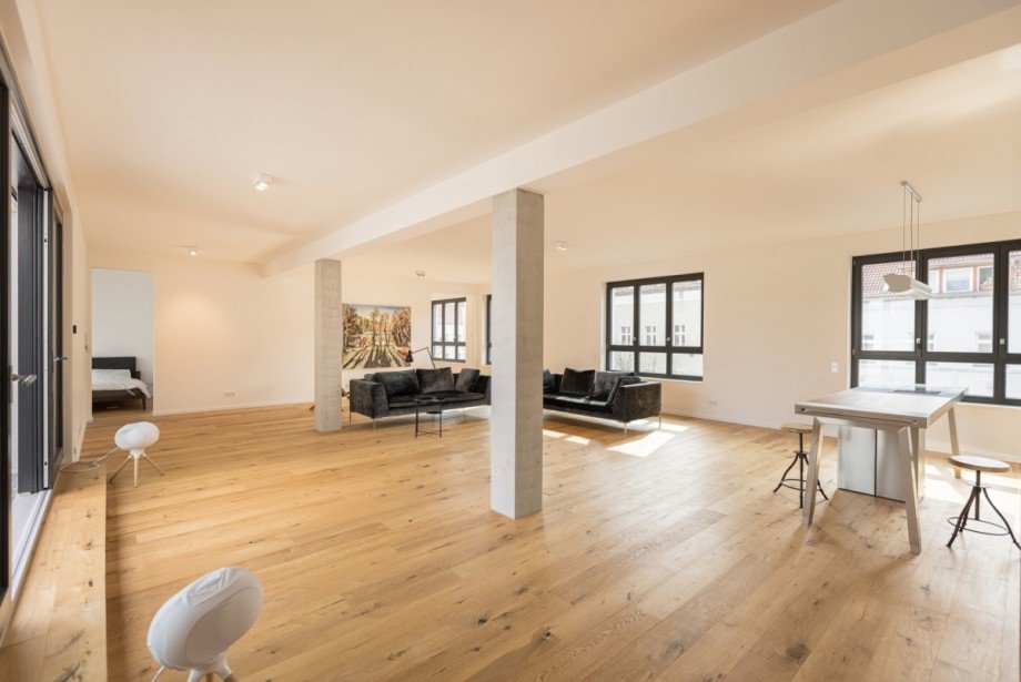 moderne Architektur im historischen Geb�ude Loft-Studio-Atelier Berlin