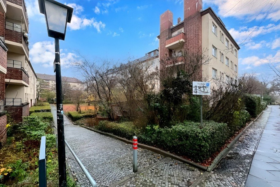 Ansicht in den Innenhof Etagenwohnung Berlin