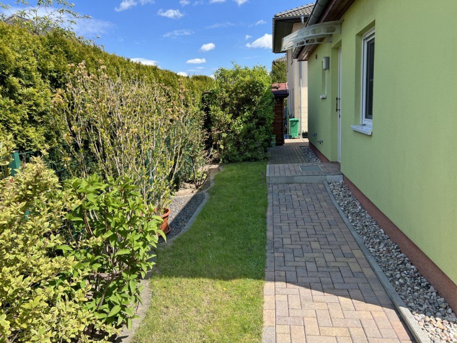 Au�enansicht Eingang Einfamilienhaus Sch�nefeld