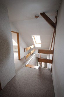 WE OG+Atelier: Flur IM ALLEINAUFTRAG ! Ehemalige Fabrikantenvilla mit 4 Wohneinheiten - voll vermietet - !