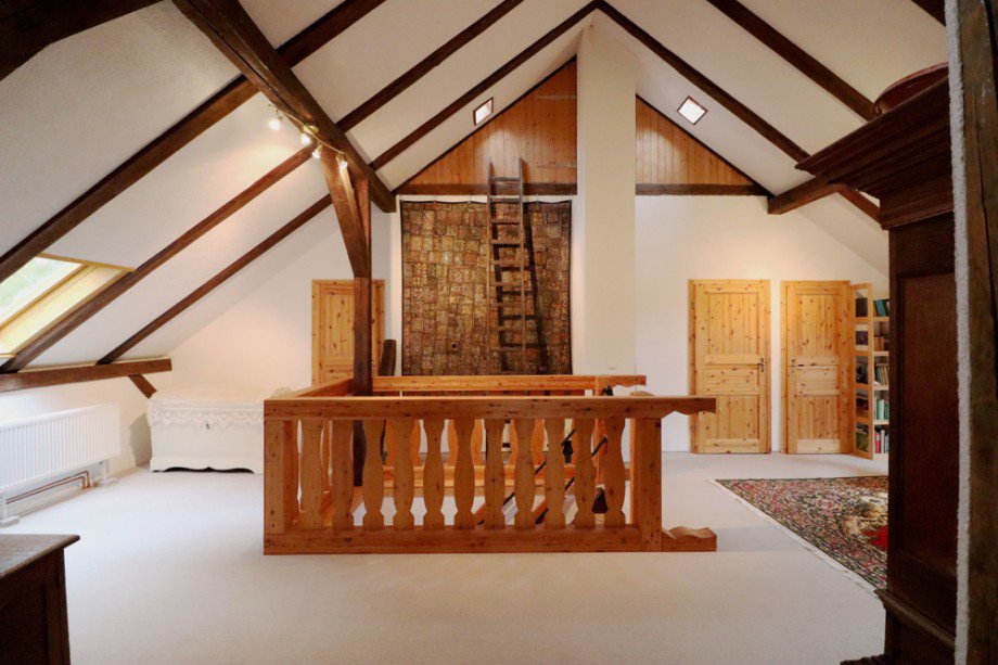 Wohnbereich im DG ca. 85 m� Bauernhaus Vollrathsruhe / Hallalit