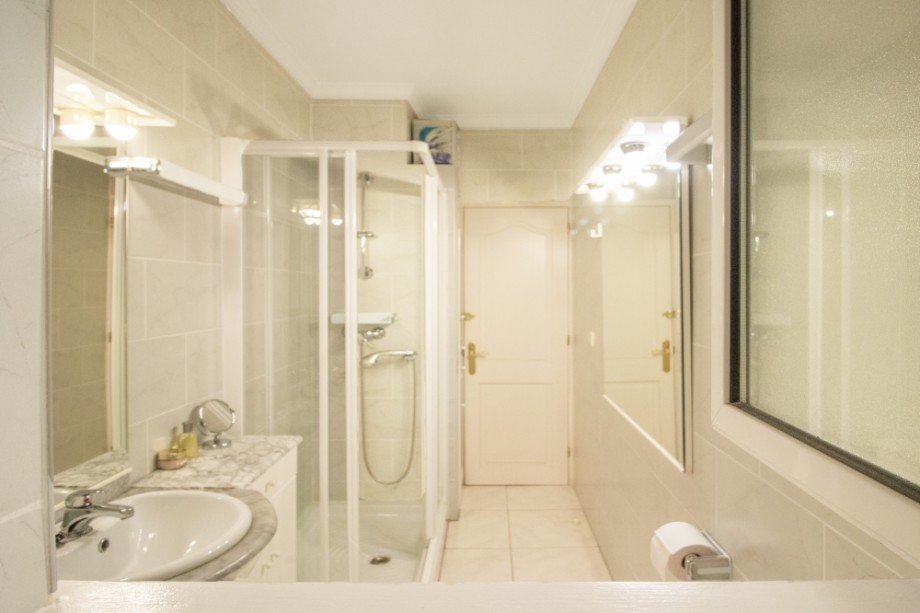 Badezimmer Etagenwohnung Denia
