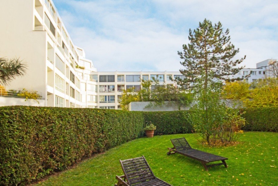 r�ckseitige Geb�udeansicht Etagenwohnung Berlin