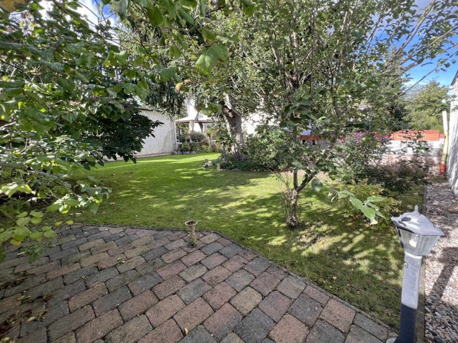 Gartenbereich Mehrfamilienhaus Berlin