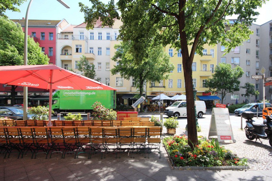 Stra�enbild Nachbarschaft Etagenwohnung Berlin