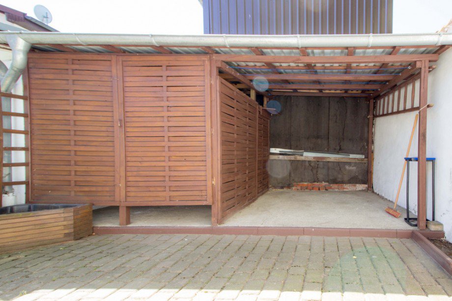 Abstellfl�che Hof Reihenmittelhaus Plau am See