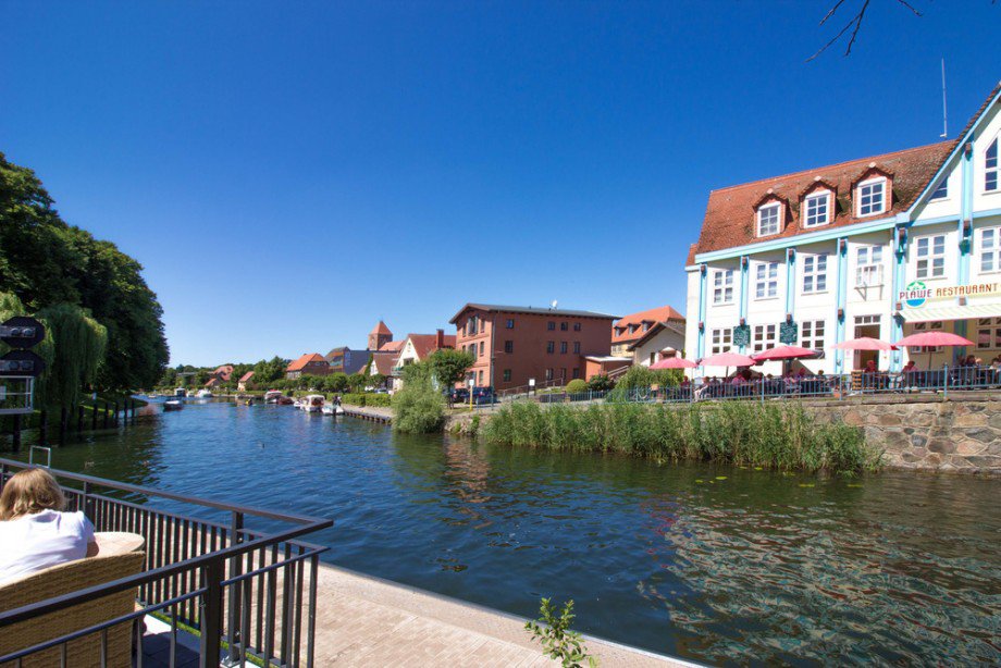 im Sommer Reihenmittelhaus Plau am See