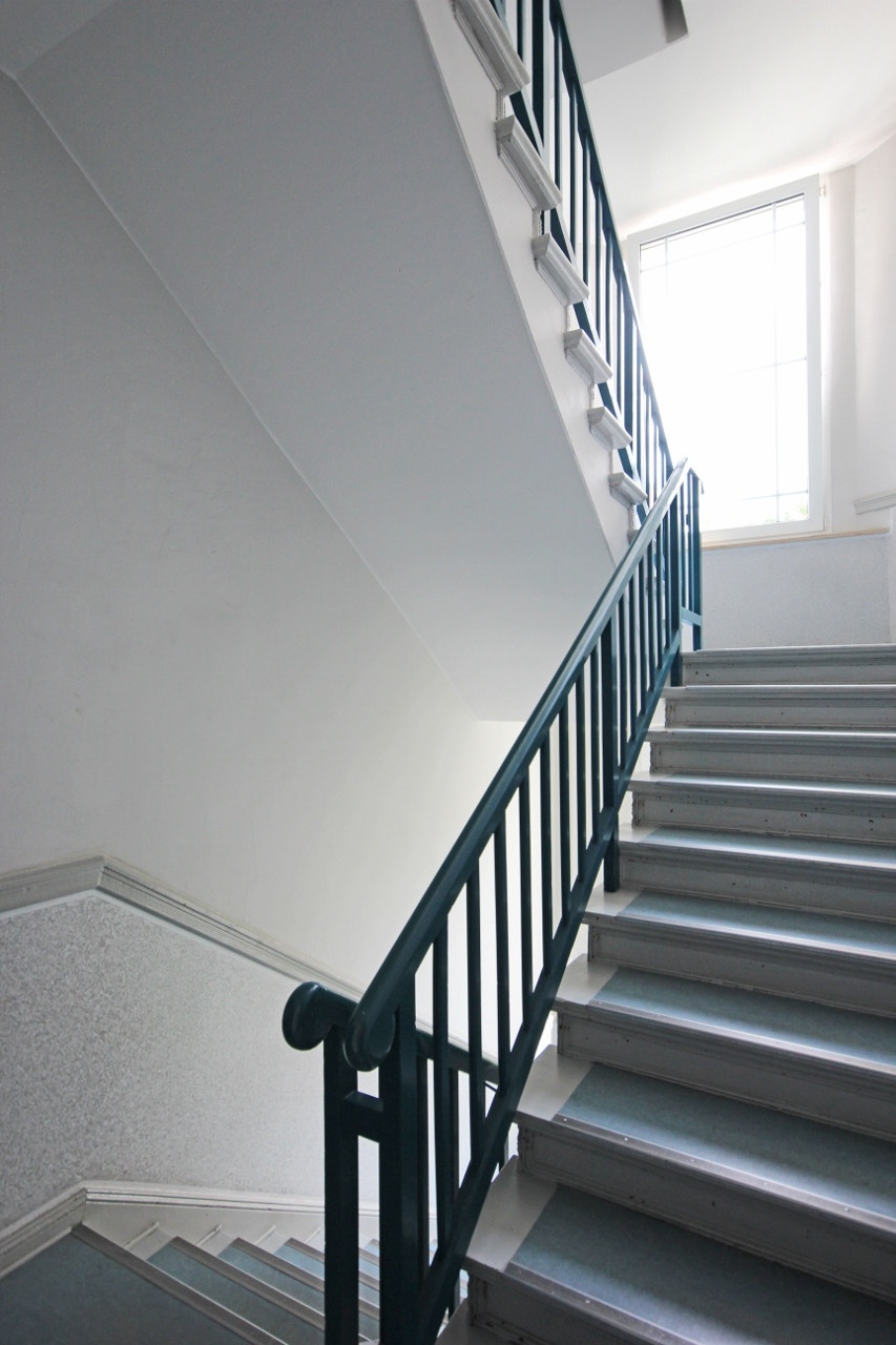 Treppenhaus Etagenwohnung Berlin Treptow