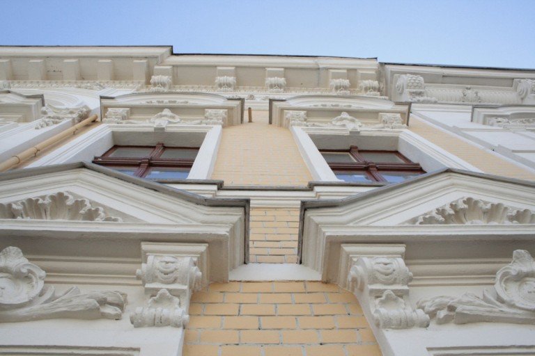 Denkmalgesch�tzter Altbau Berlin Sch�neberg Erdgeschosswohnung Topangebot ! Teileigentum im denkmalgesch�tzten Altbau !